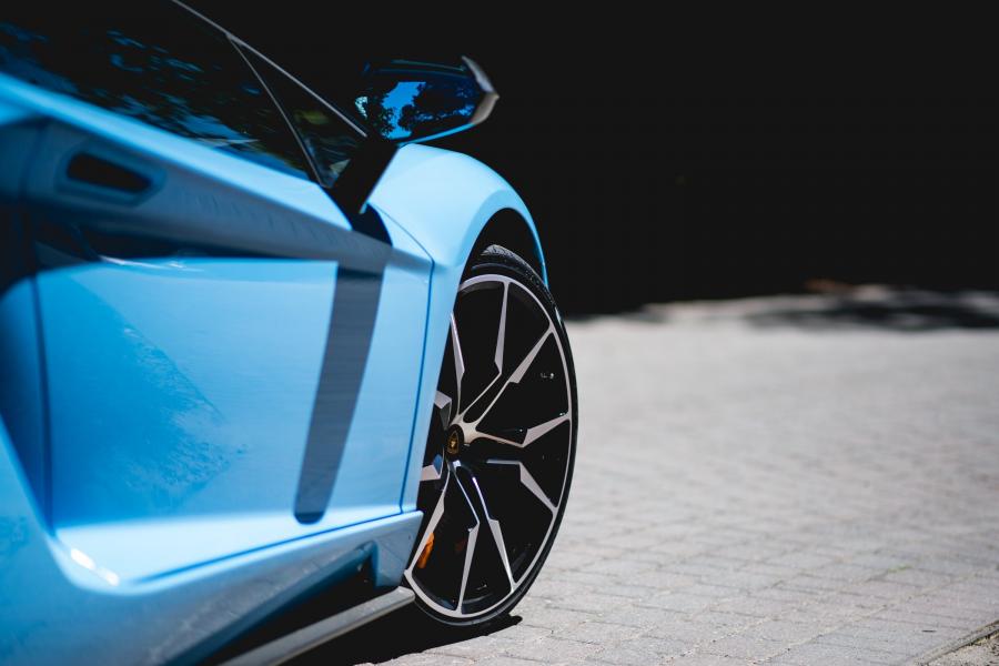 Детали экстерьера Lamborghini Aventador S Roadster 2017 года  (NA) (фото 3 из 8)